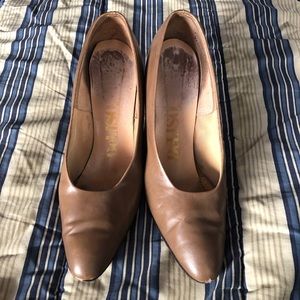 Vintage DeLLSO heels🤎